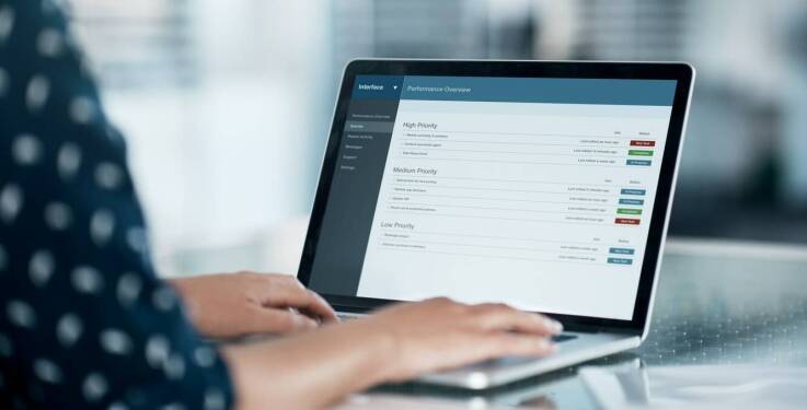 Platforma online do komunikacji z biurem księgowym: Jak działa w Piasecznie?