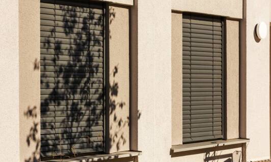 Rolety zewnętrzne – komfort i bezpieczeństwo w Twoim domu