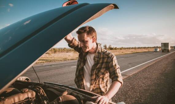 Najczęstsze awarie wymagające interwencji pomocy drogowej rewal