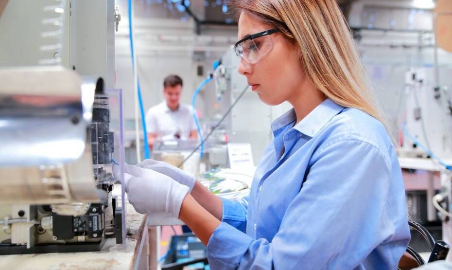 Serwis pogwarancyjny systemów I-Net – dlaczego warto go zlecić specjalistom?