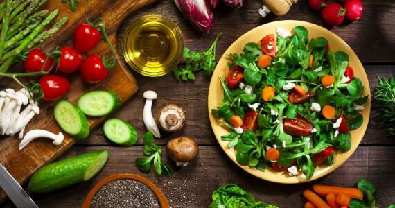 Zastosowanie oleju lnianego tłoczonego na zimno w kuchni wegańskiej