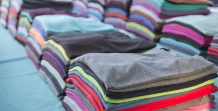 Dlaczego warto wybrać nasze fartuchy medyczne? Przewaga jakości i funkcjonalności