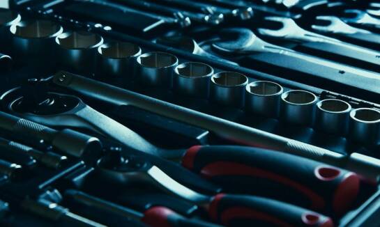 Dlaczego regularna konserwacja Peugeota jest kluczowa dla jego długowieczności?