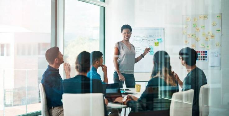 Jak poprawić swoje kompetencje interpersonalne dzięki szkoleniom?