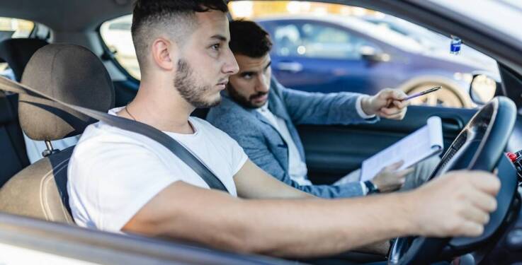 Kursy prawa jazdy z automatyczną skrzynią biegów po angielsku