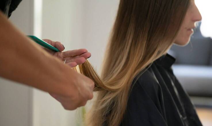 Wpływ ampułek regenerujących Milk Shake na strukturę włosa