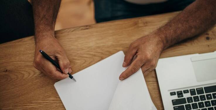 Jakie są wyzwania związane z uzyskaniem pozwolenia na broń?