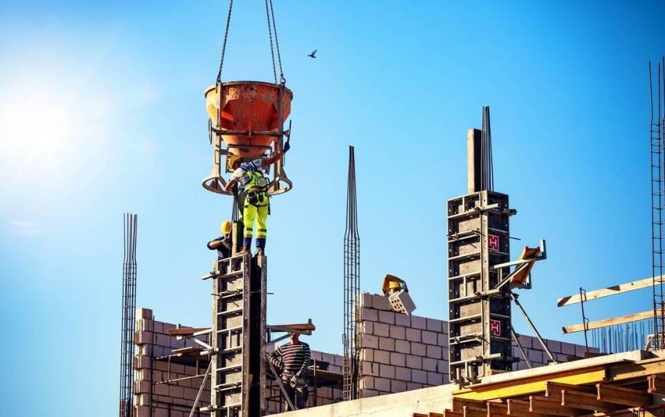 Wpływ kucia betonu na harmonogram prac budowlanych