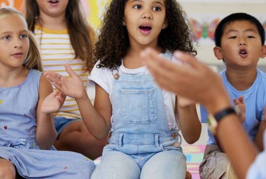 Jakie znaczenie mają zajęcia dodatkowe dla rozwoju dzieci w żłobku?