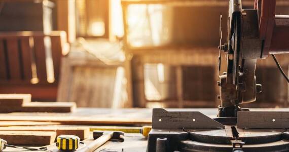 Jak konserwować piły dwugłowicowe do aluminium, aby zapewnić ich długowieczność?