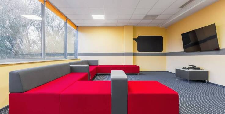 Nauka jazdy olsztyn: jakie korzyści daje dostęp do nowoczesnych materiałów edukacyjnych?