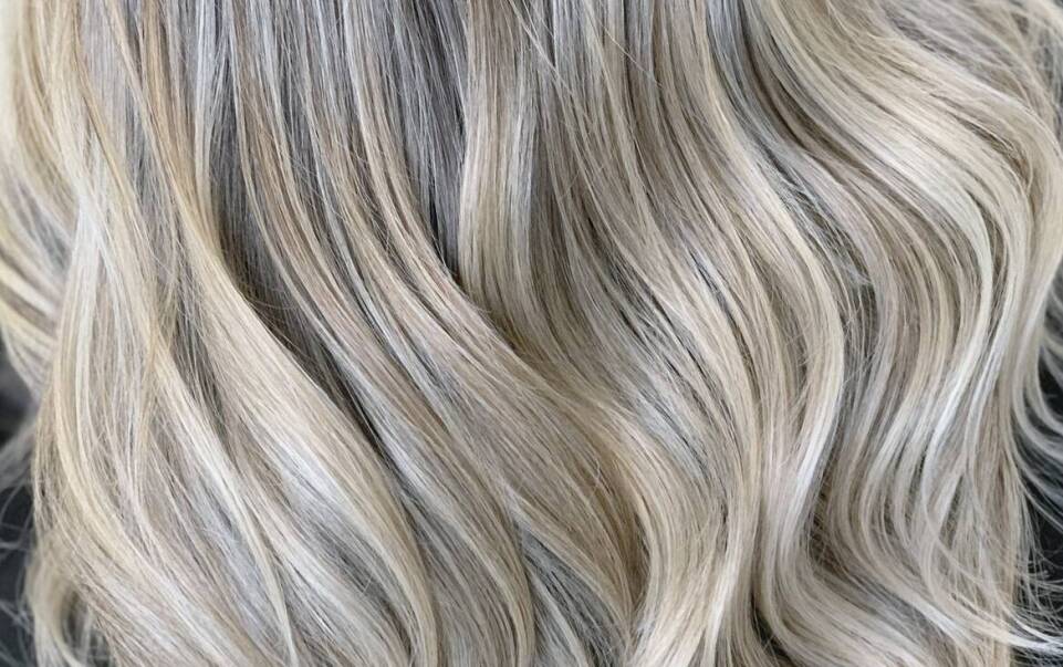 Peruki w Radomiu: jak wybrać idealny model dla siebie?