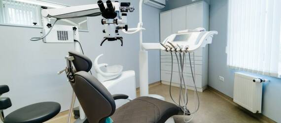 Jak ortodonta w Skierniewicach może poprawić Twoje zdrowie jamy ustnej?