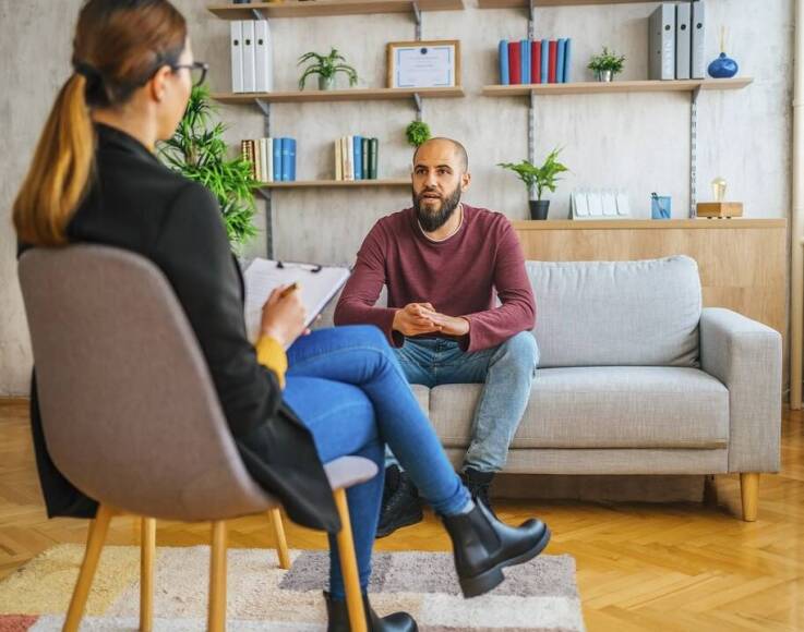 Jak sesje terapeutyczne pomagają w radzeniu sobie ze stresem? Wsparcie od psychologa trójmiasto
