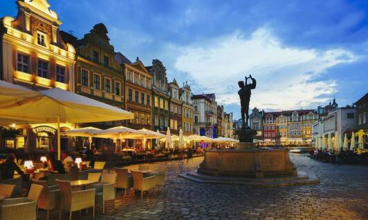 Jakie korzyści niesie za sobą całodobowe autoholowanie w Poznaniu?