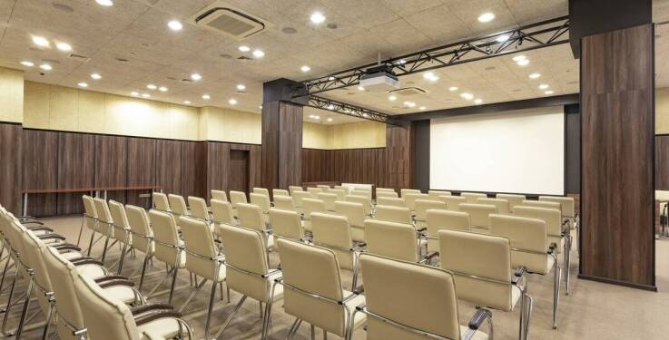 Jak obiekty konferencyjne w Poznaniu wpływają na sukces wydarzeń biznesowych?