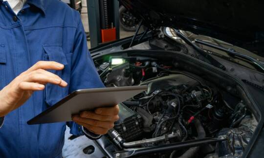 Wpływ nowoczesnych technologii na proces przeglądu technicznego samochodu