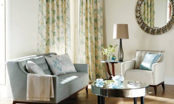 Zasłony na miarę – jak wybrać kolor, który ożywi każde pomieszczenie?