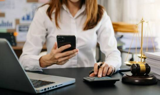 Księgowa na telefon – nowoczesne podejście do obsługi finansowej firm