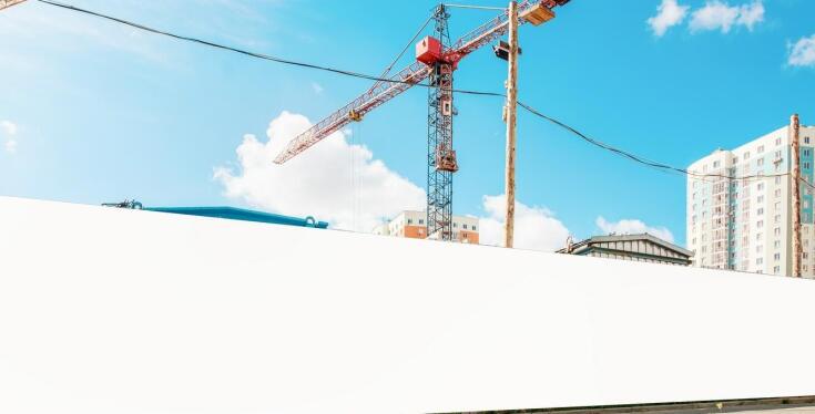 Zasady zaciągania pożyczki pod zastaw działki budowlanej