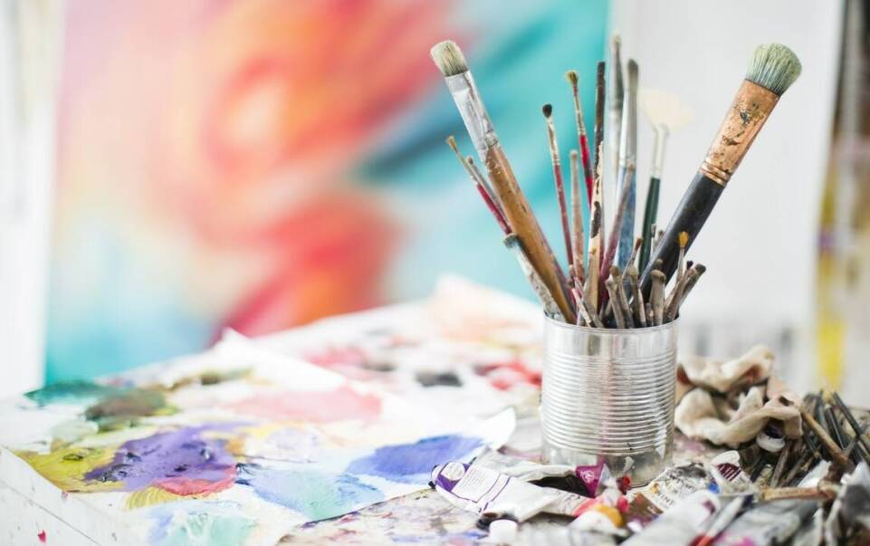 Jak dopasować krosna malarskie do specyfiki dzieła artystycznego?