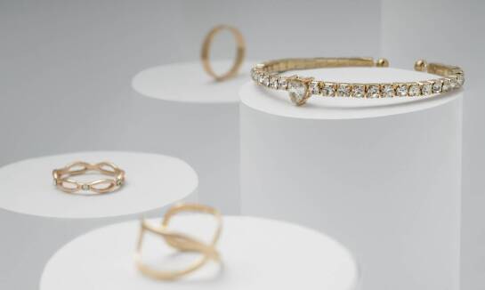 Jakie materiały dominują w produkcji zegarków Daniel Wellington?