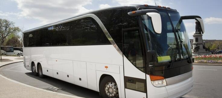 Jak zapewniamy bezpieczeństwo w podróży naszymi autokarami?