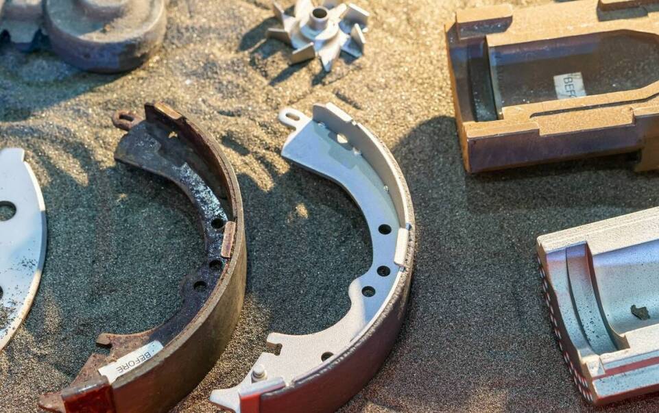 Jakie wyzwania stoją przed rynkiem części do samochodów ciężarowych?