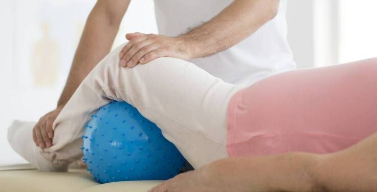 Rola fizjoterapeuty w opiece nad kobietami w ciąży: korzyści i metody