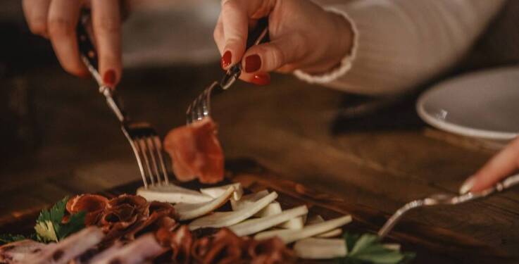 Góralskie inspiracje kulinarne na konferencjach w górach – co warto spróbować?