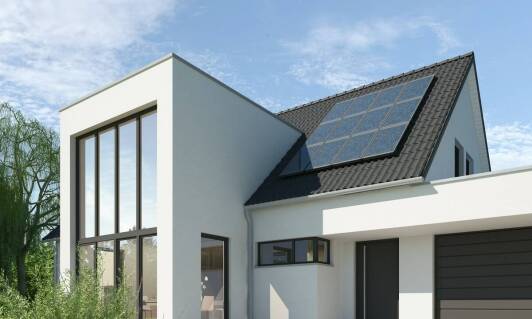 Jak falownik hybrydowy 10 kW współpracuje z magazynami energii?