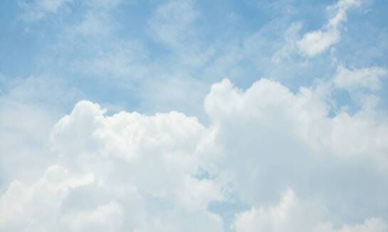 Dlaczego kolor Sky Blue jest uniwersalnym wyborem na każdą okazję?