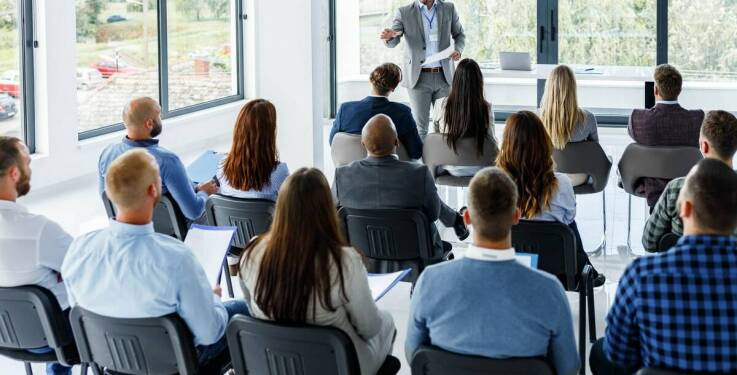 Rola certyfikacji ISO 9001:2015 w jakości szkoleń BHP