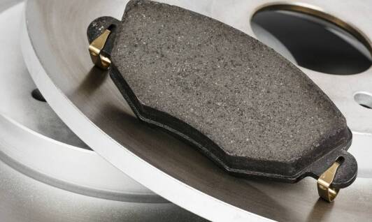 Zastosowanie żeliwnych wstawek hamulcowych w nowoczesnych maszynach