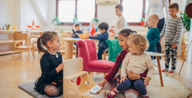 Kursy angielskiego we Wrocławiu: Jakie wsparcie oferujemy rodzicom uczących się dzieci?