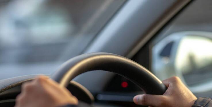 Znaczenie odpowiedniej liczby godzin praktycznych w nauce jazdy