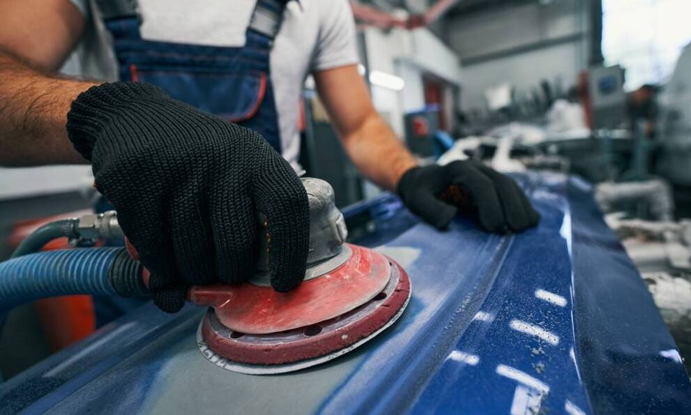 Naprawa wgnieceń bez malowania: dostępne opcje w Warszawie