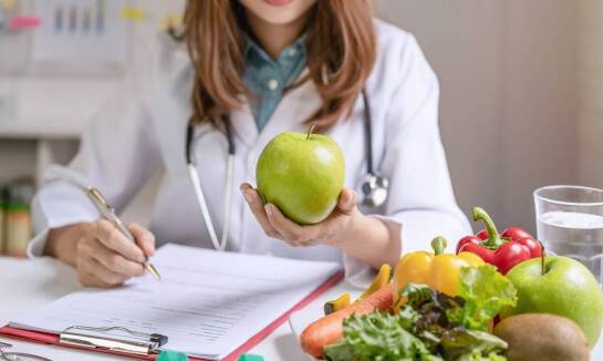 Wpływ diety na stan skóry: Porady od specjalisty ds. żywienia