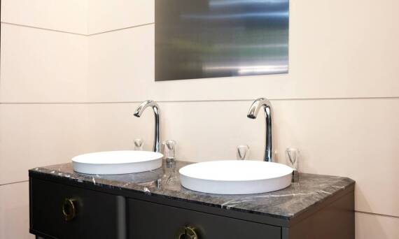 Umywalka szklana: nowoczesne rozwiązanie dla odważnych aranżacji