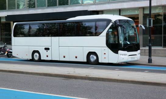 Komfort i bezpieczeństwo w wynajmie autokarów na wesele