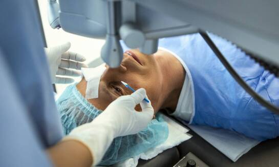 Czy usuwanie gradówki z oka jest bezpieczne?