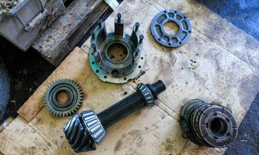 Zalety stosowania części do autobusów Renault: na co zwrócić uwagę?