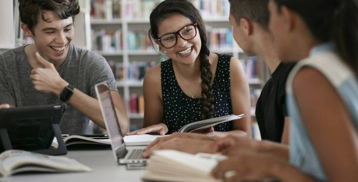 Jakie są główne cele kursu przygotowawczego CAE?