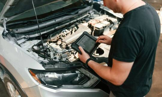 Jakie usługi dodatkowe mogą towarzyszyć diagnostyce komputerowej?