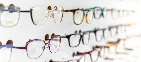 Bezpieczeństwo i styl: jakie oprawki dla dzieci są najlepsze?