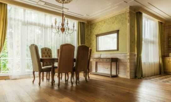 Antyk meble: dlaczego warto inwestować w komody z historią?