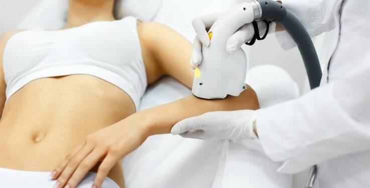 Jak działa depilacja laserowa i dlaczego warto z niej skorzystać?