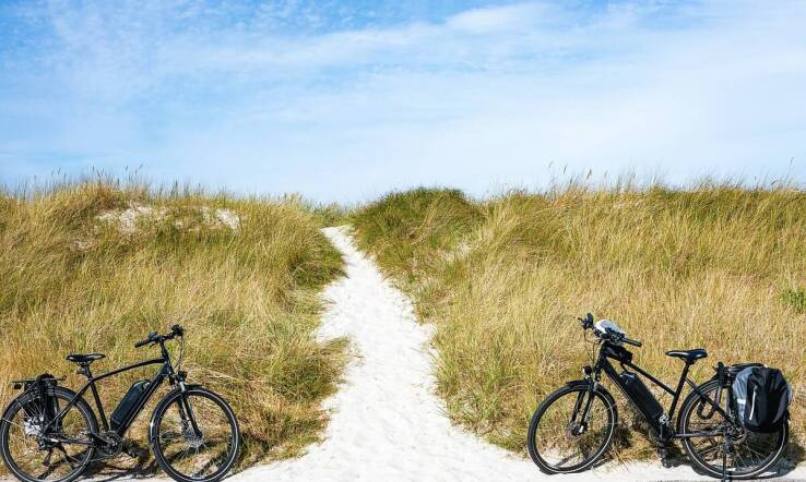 Jakie są korzyści z wynajmu roweru elektrycznego na weekendowy wypad?