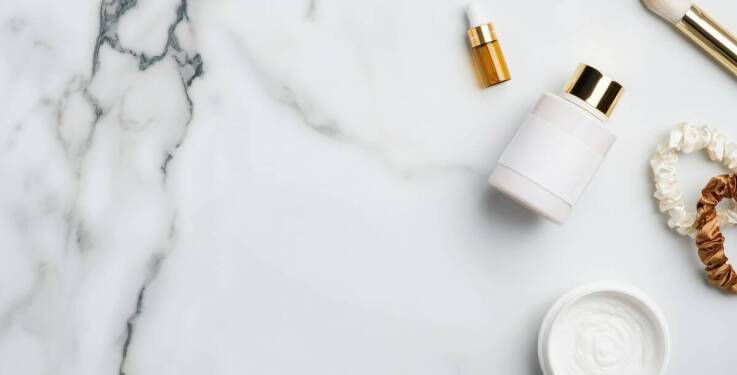 Jak odżywki do włosów wspomagają regenerację po zabiegach chemicznych?