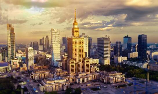 Efektywne zarządzanie obiektami zdjęciowymi – rola kierownika produkcji w Warszawie